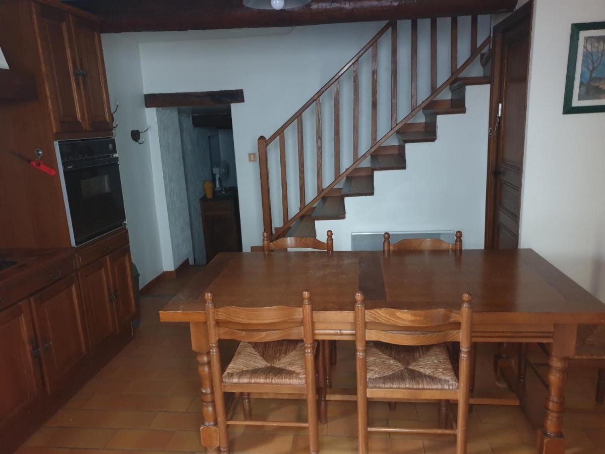 Maison De Village De 98 M2 Typiquement Provencale Pierrevert المظهر الخارجي الصورة